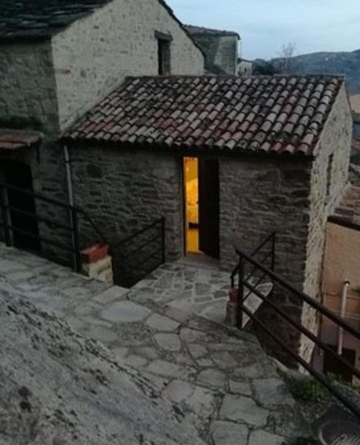 Mirutt Home كاستلمتسانو المظهر الخارجي الصورة